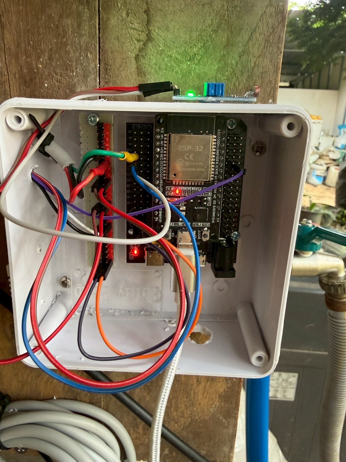 The ESP32 board and its wiring